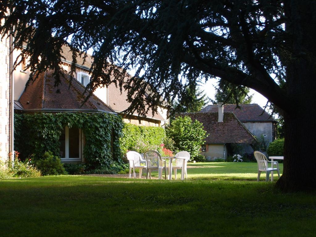 Ferme Du Chateau Bailleau-l'Eveque Экстерьер фото